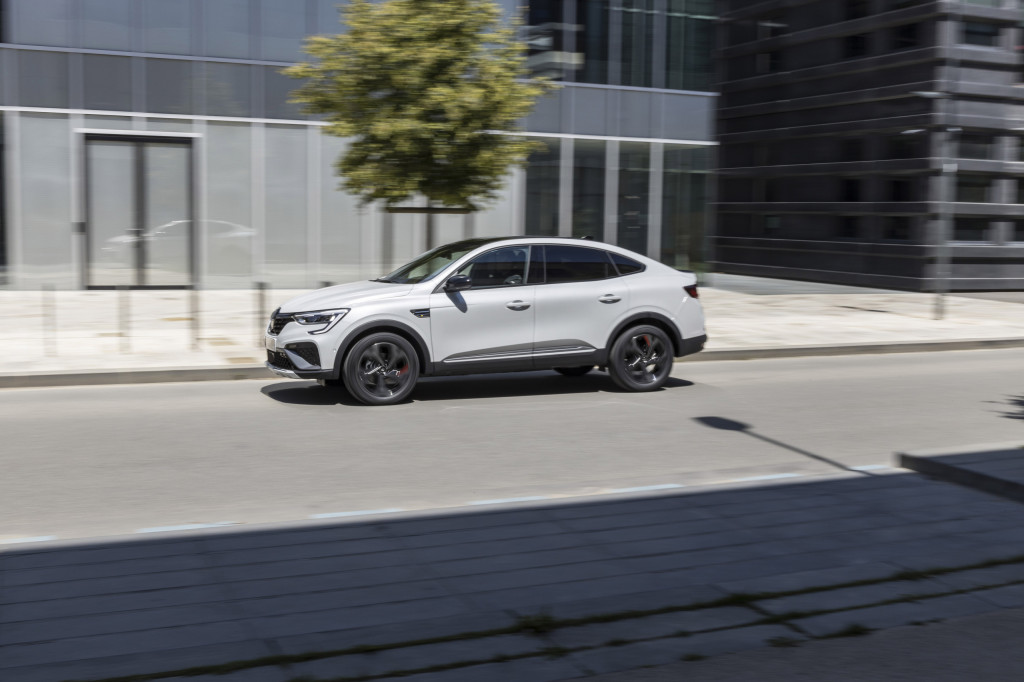 First review Renault Arkana E-Tech Hybrid (2021): is Renault doing it again!?