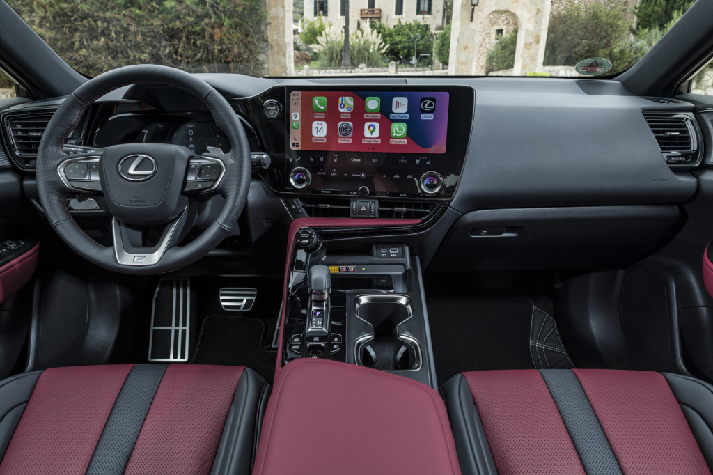 First review Lexus NX (2021) - Lexus's first plug-in hybrid attempt is just as good