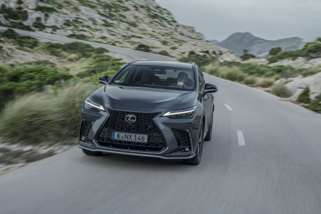 First review Lexus NX (2021) - Lexus's first plug-in hybrid attempt is just as good