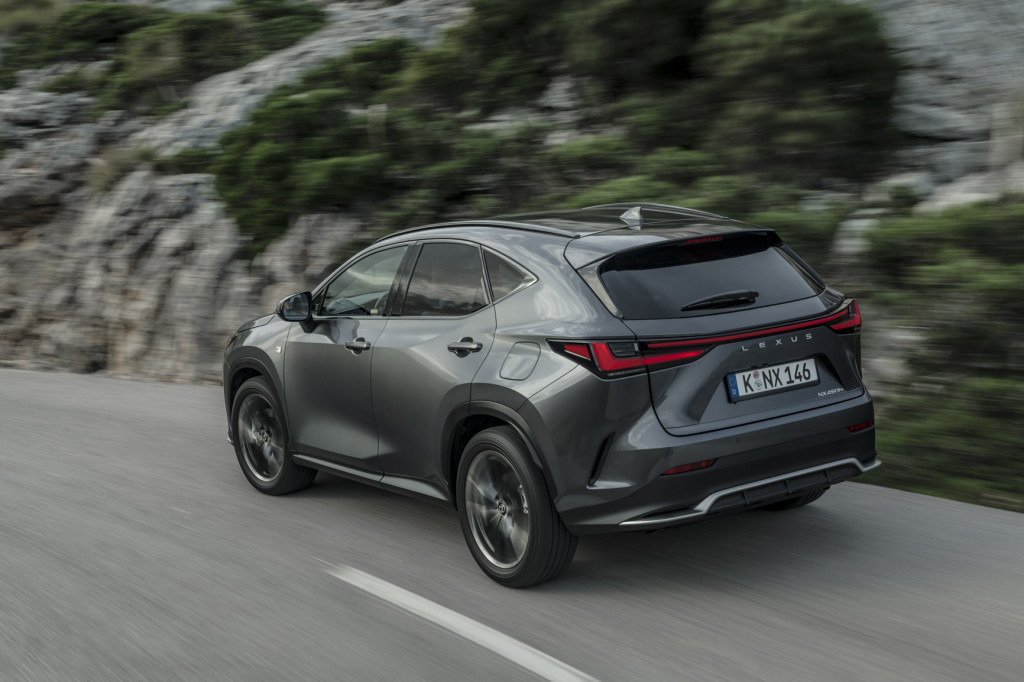 First review Lexus NX (2021) - Lexus's first plug-in hybrid attempt is just as good