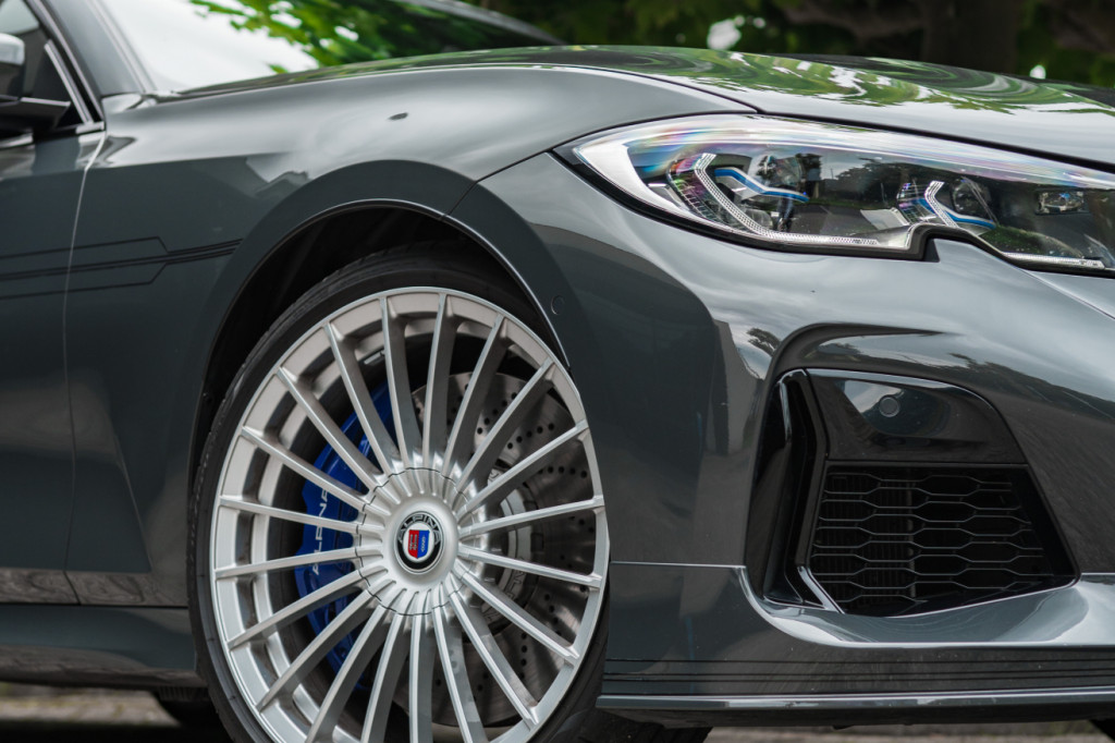 Alpina B3 Touring is 25 euros cheaper than BMW M3 Competition