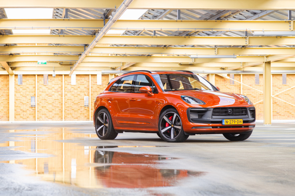 First review Porsche Macan GTS (2021) - why the Macan is the best handling SUV