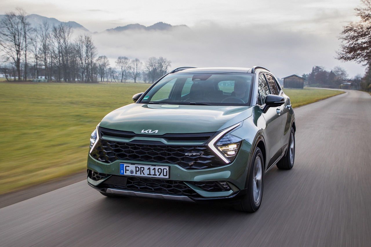 Auto Review 2 in the webshop - On the side with your electric car!