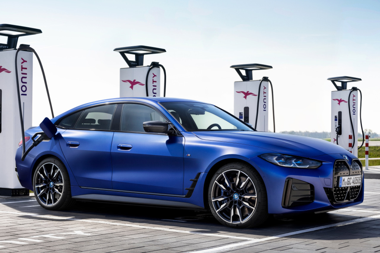 New energy label electric car - Tesla and BMW score excellent, Mercedes bad