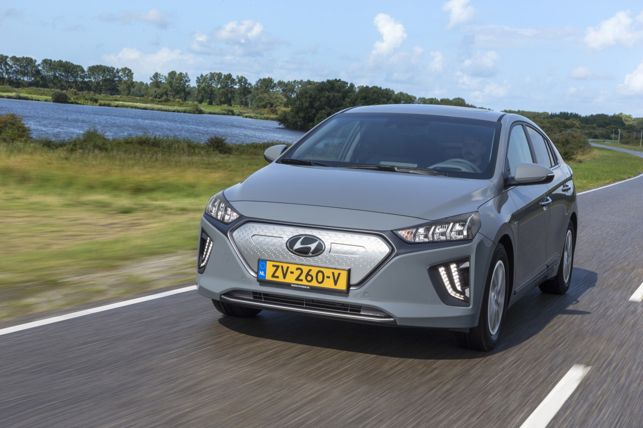 been Basistheorie Parel Hyundai Ioniq Electric: actieradius bij 130, 100 en 50 km/h - AutoReview.nl