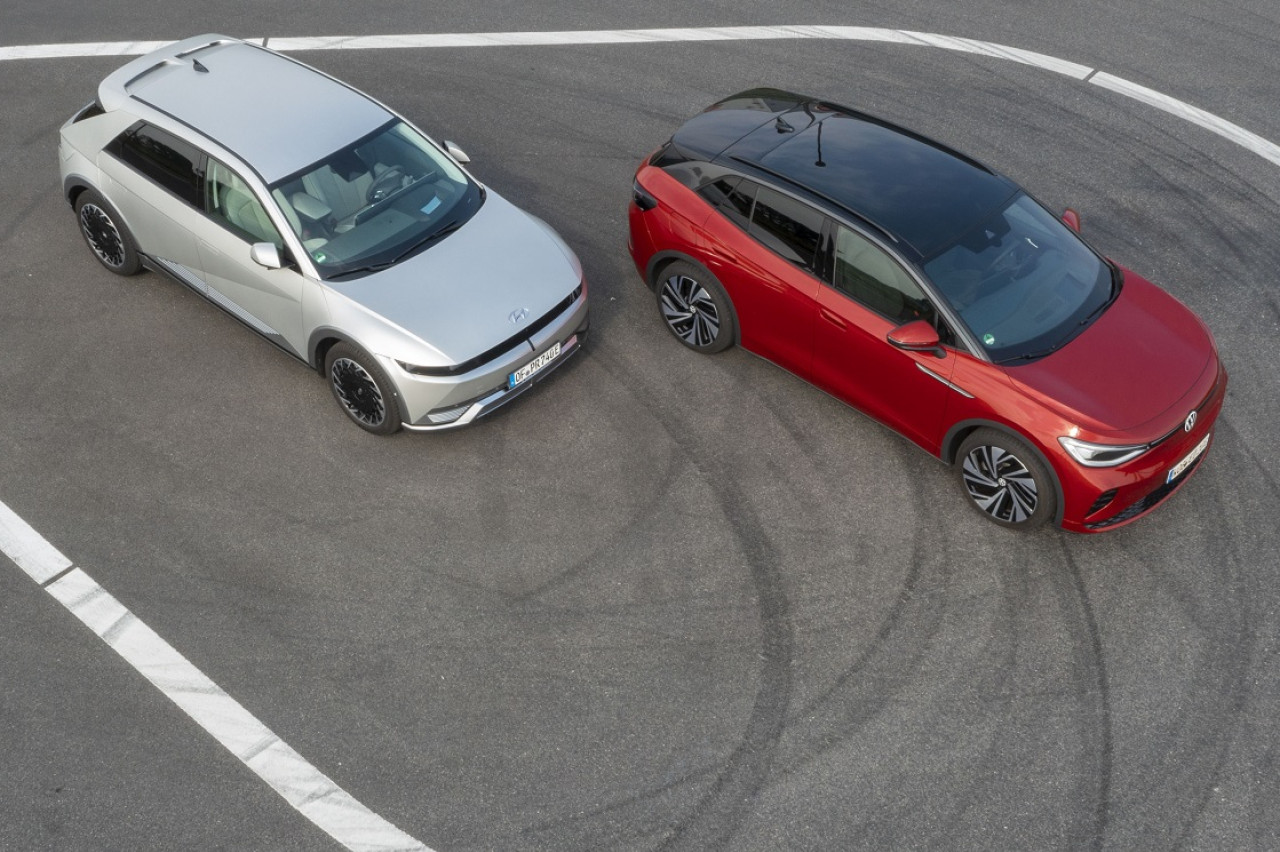 Test - How the electric Volkswagen ID.4 GTX is humbled by the Hyundai Ioniq 5 AWD