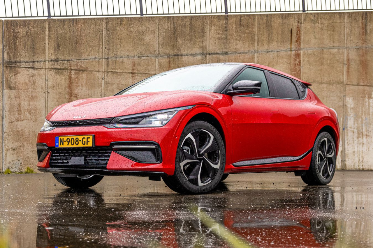 Top and flop: the good and bad car news of week 41 Top and flop: the good and bad car news of week 41