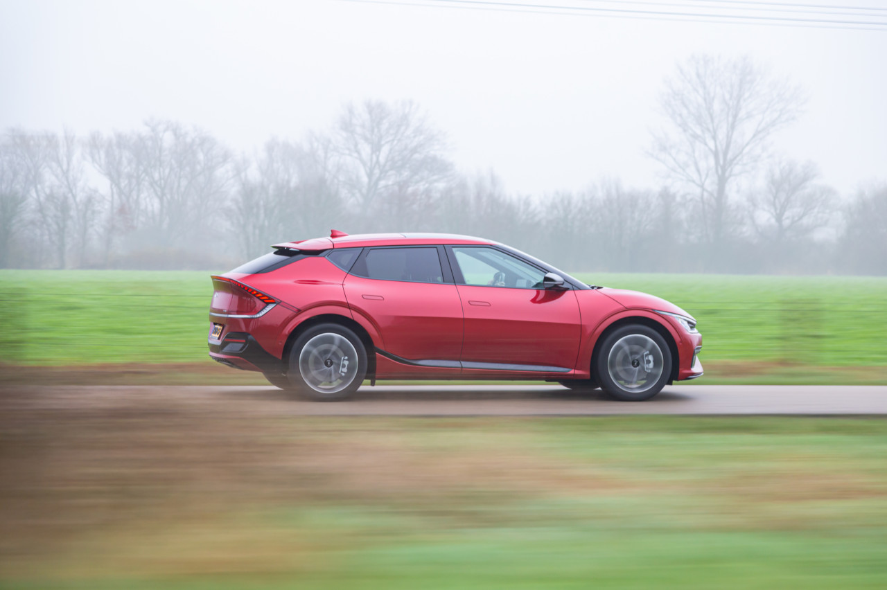 The Kia EV6 doesn't just look cool, that's how it drives