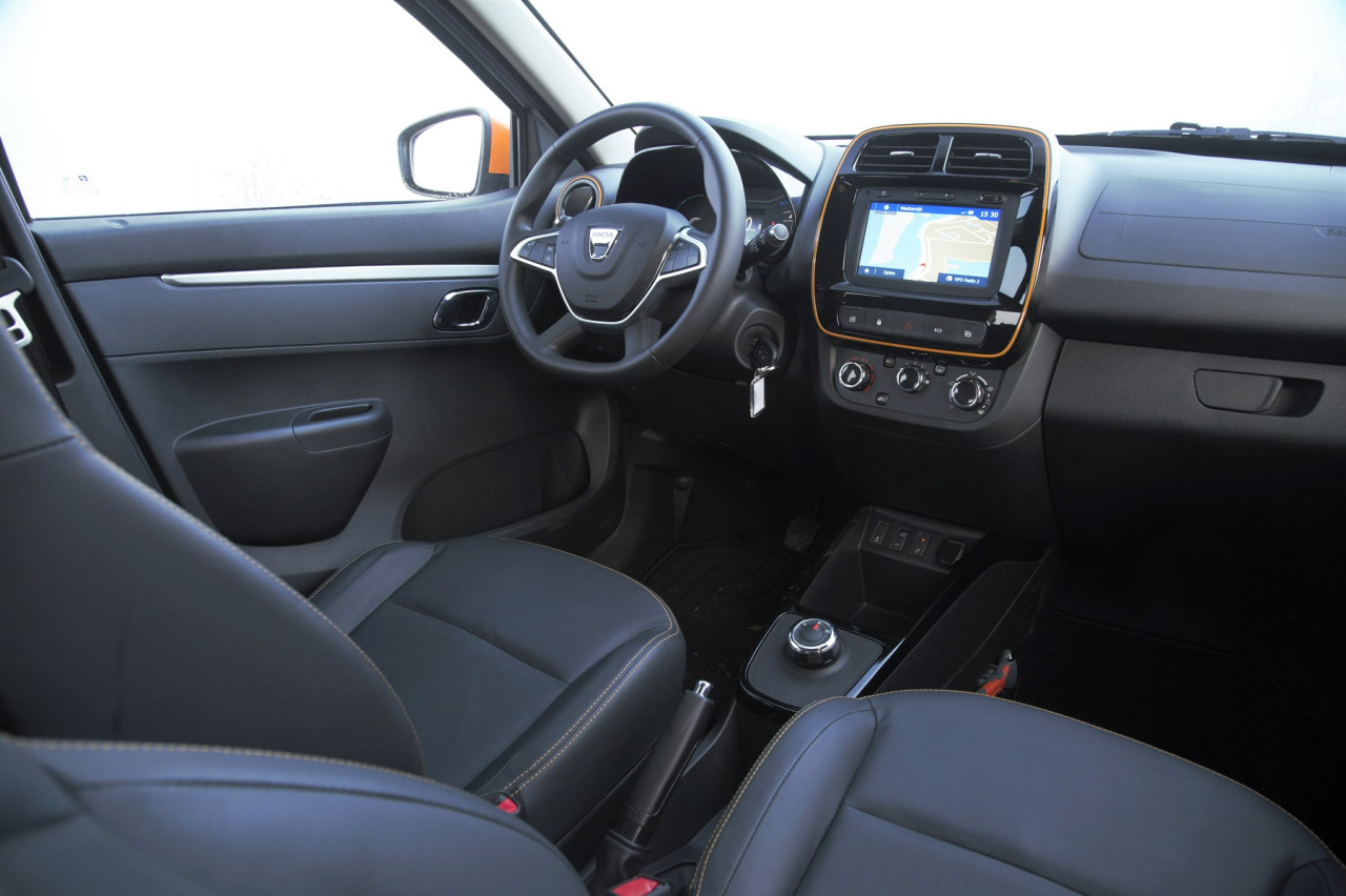 Dacia Spring: is private lease cheaper than buying?