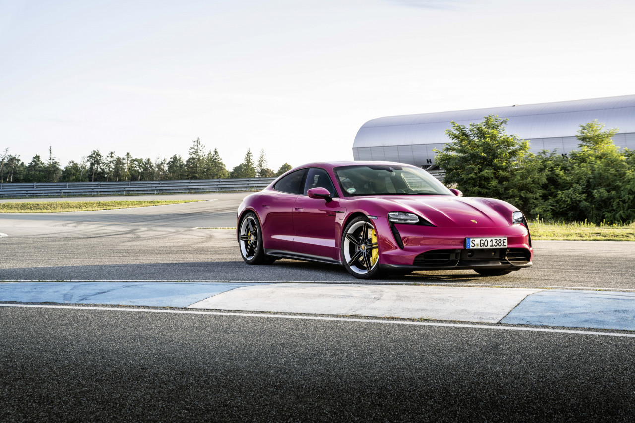 Valentine's Day: With these pink cars you can pleasantly surprise your loved one