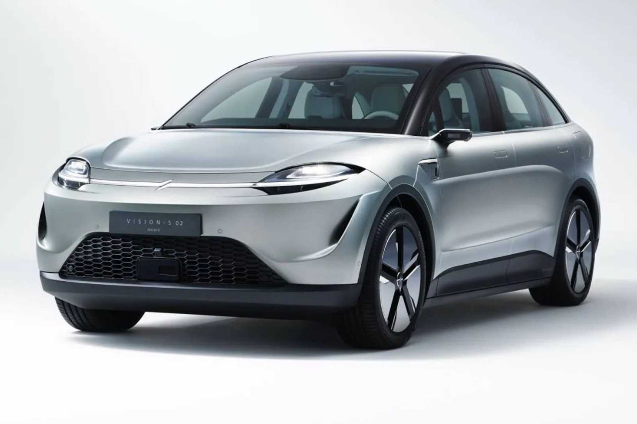 Electronics giant Sony is going to build cars!  First prototypes are already on the road