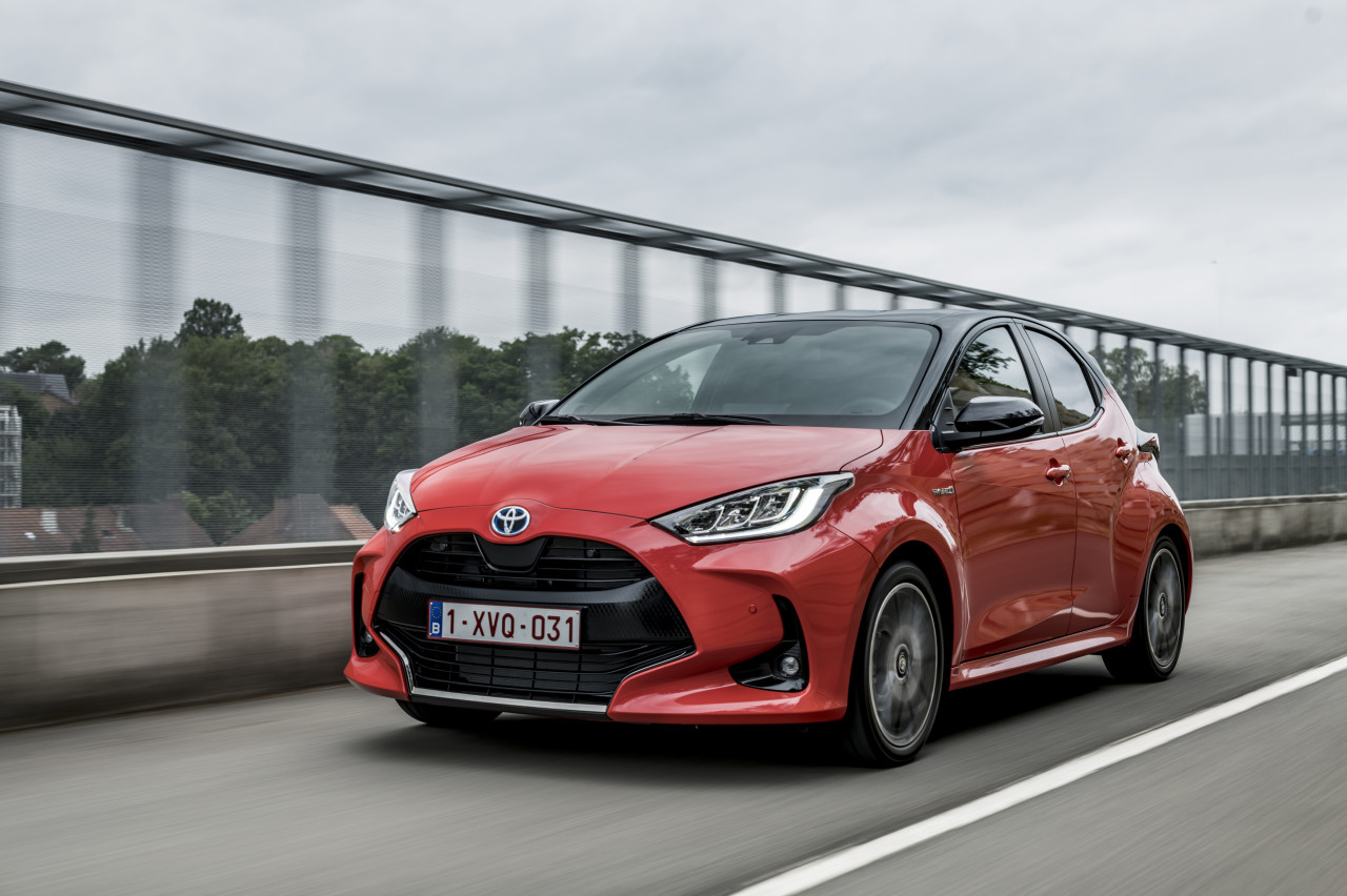 String string Minimaal Aanzetten Nieuwe Toyota Yaris: test, prijzen en uitvoeringen - AutoReview.nl