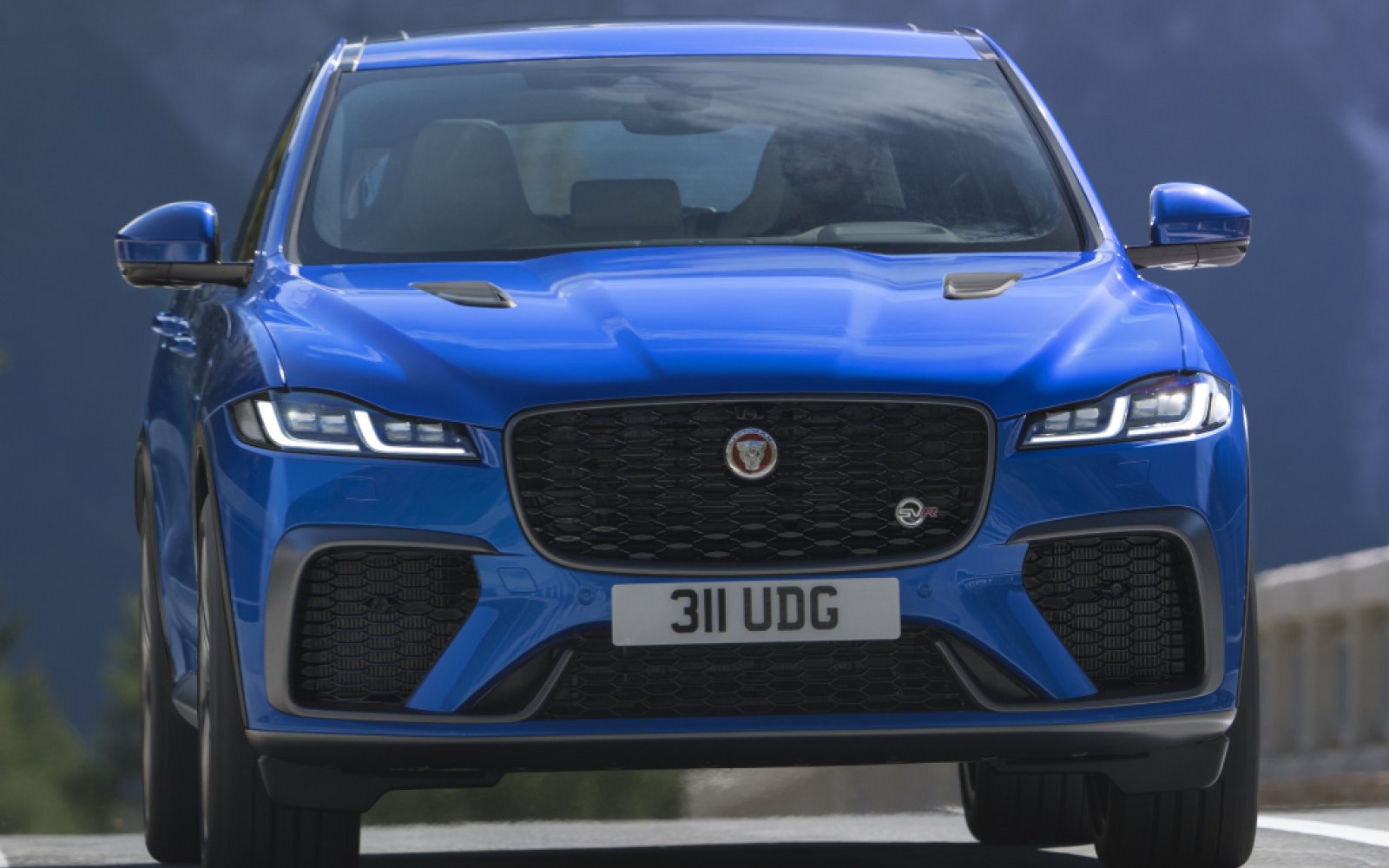 Sint Mogen Wij Een Nieuwe Jaguar F Pace Svr In Onze Schoen Autoreview Nl