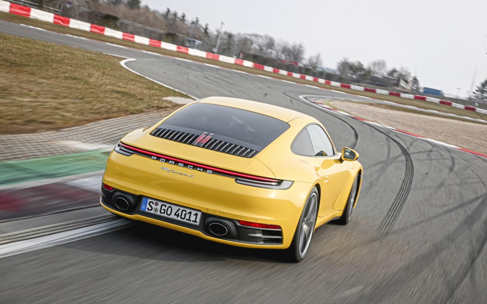 Test: This is how the BMW M4 tries to knock the Porsche 911 off the throne