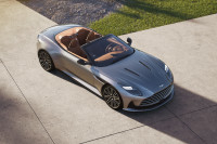 Experiência de condução do Aston Martin DB12 Volante