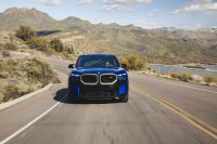 BMW XM (Test): jij lacht, maar deze monsterlijke suv is niet aan te slepen