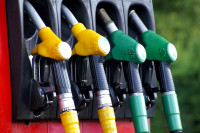 'Benzine en diesel vanaf 5 december weer duurder'