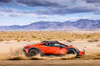 Deze Lamborghini heeft zandhappen als hobby