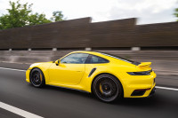 Autoverkopen 2021 - Sportwagens verkopen in Nederland voor geen meter! Behalve de Porsche 911 ...