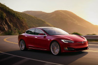 Stekker uit snelste Tesla aller tijden