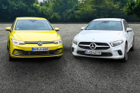 Hoe zuinig zijn de hybride Mercedes A 250e en VW Golf e-Hybrid nu echt?