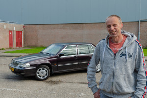 Ron over zijn Volvo 960: "In deze auto moet ik uitkijken dat ik niet vooraan in de file rijd"
