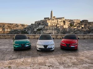 Alfa Romeo Tonale Tributo Italiano PHEV (2024) review: nog één keer de benzinemotor in de schijnwerpers