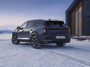 Dacia Striker nog 2600 euro goedkoper dan verwacht: Skoda Octavia kan borst natmaken