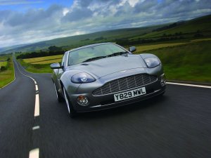 Aston Martin Vanquish (2001)