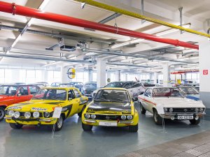 Bezoek nu Opel Classic in Rüsselsheim! Vanuit je luie stoel ...
