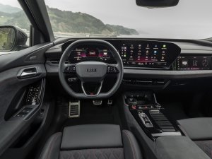 TEST: zo moet de Audi Q6 e-tron het Volkswagen-concern bij de hand nemen