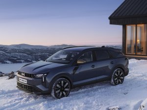 Dacia Striker nog 2600 euro goedkoper dan verwacht: Skoda Octavia kan borst natmaken