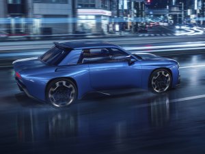 Retro + Renault + elektrisch = gegarandeerd succes? Bij dit gekke model is dat maar de vraag
