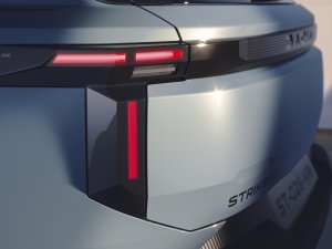 Dacia Striker nog 2600 euro goedkoper dan verwacht: Skoda Octavia kan borst natmaken