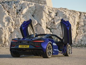 McLaren Artura Spider (2024) review: grandioos en betoverend, maar niet giftig