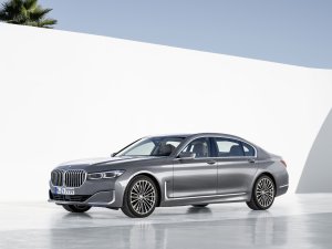 Facelift BMW 7-serie