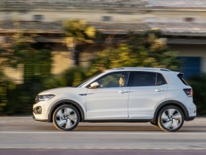Review Volkswagen T-Cross: Van hetzelfde laken een pak