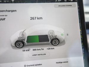 Zoveel capaciteit verliest de accu van de Tesla Model 3 na 60.000 kilometer