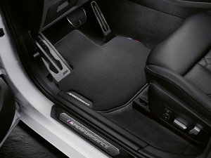 BMW X3 of X4 extra vet met lichtgewicht M Performance onderdelen