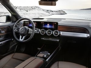 Mercedes GLB nu officieel: stoere suv met 7 zitplaatsen