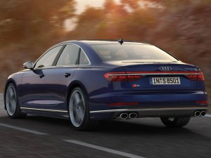 De nieuwe Audi S8 lust geen diesel