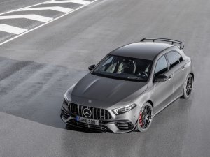 Waarom de Mercedes-AMG A 45 en CLA A 45 compacte supersportwagens zijn