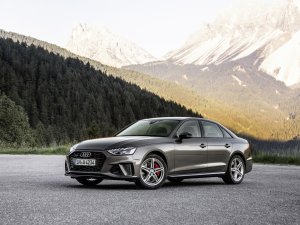 Wat is opvallend aan de Audi A4?