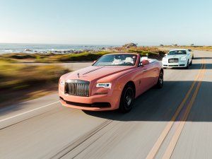 Rolls-Royce zet de bloemetjes buiten met de Pastel Collection