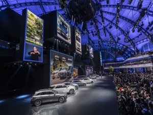Bezoekersaantal IAA Frankfurt stort in, toekomst autobeurs niet zeker