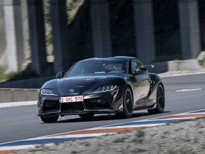 Dit bizarre bedrag betaalt een Nederlander voor de allerlaatste Toyota Supra