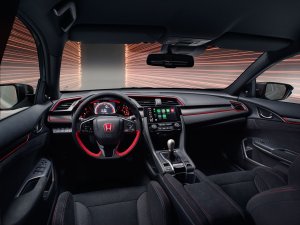 Honda sloopt airco en geluidsisolatie uit Civic Type R Limited Edition