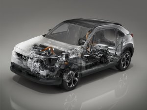 Review: Mazda MX30 R-EV (2023) –  nog minder elektrisch bereik en toch wil je hem nu wél hebben
