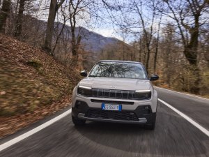 Jeep Avenger e-Hybrid (2024) test: niets is zo veranderlijk als ... Jeep