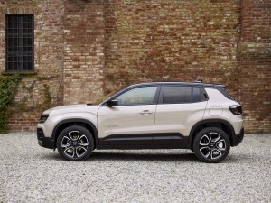 Jeep Avenger e-Hybrid (2024) test: niets is zo veranderlijk als ... Jeep